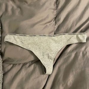 NWOT Calvin Klein Grey logo thong